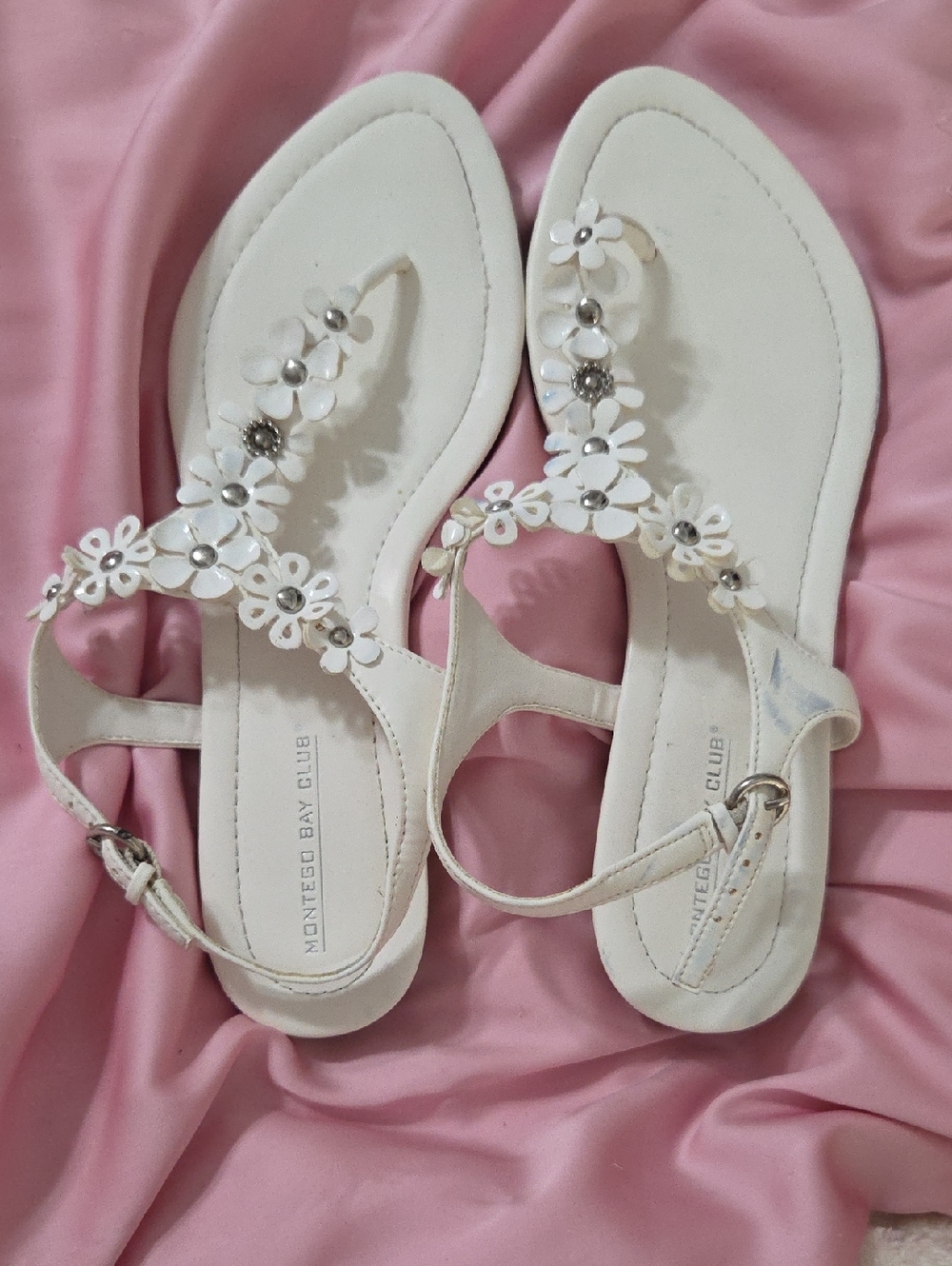 Montego Bay Club White Floral Jewel T-Strap Sandals with Silver Accents